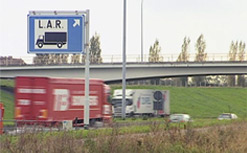 LAR - exit highway
